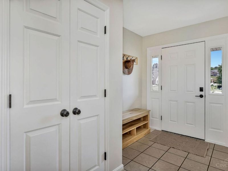 540 Aston View Lane, Cleves, OH 45002 Photo 2