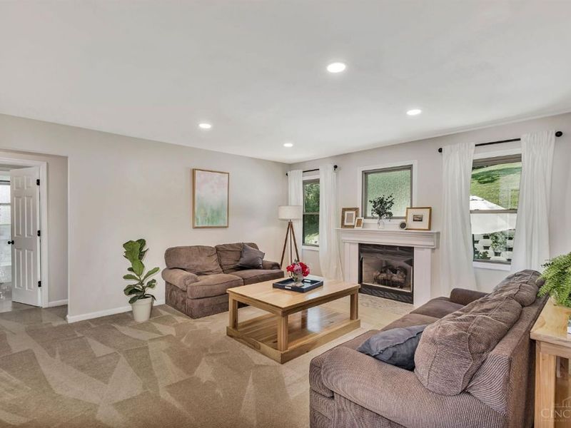 540 Aston View Lane, Cleves, OH 45002 Photo 3