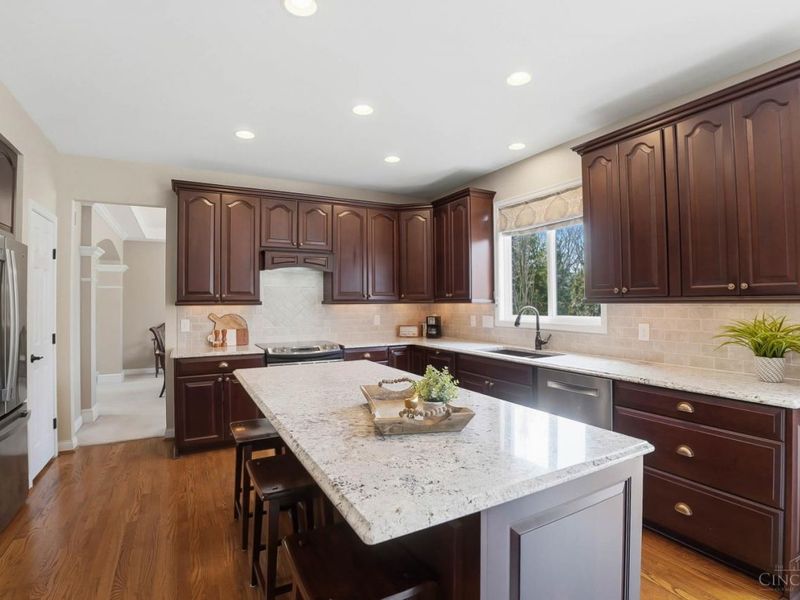 7531 Tylers Hill Court, West Chester, OH 45069 Photo 13