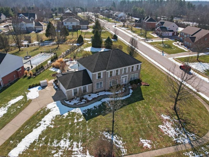 4250 English Oaks Court, Batavia, OH 45103 Photo 2