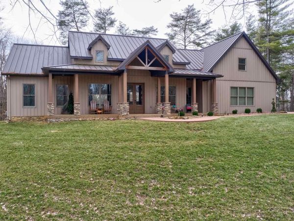 722 S Melchoir DR W, Santa Claus, IN 47579