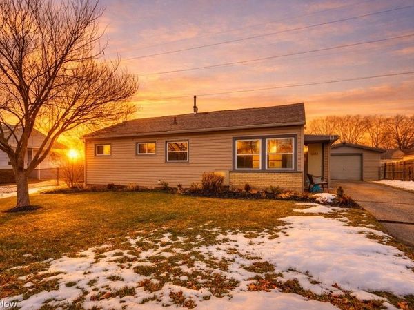 1203 Sarlson Avenue, Akron, OH 44314