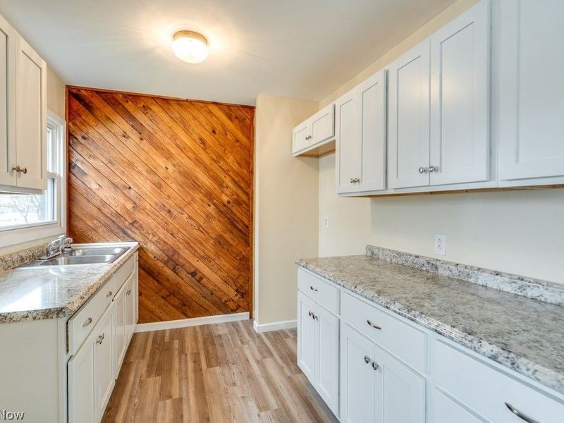 1203 Sarlson Avenue, Akron, OH 44314 Photo 14