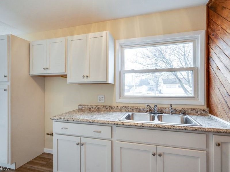 1203 Sarlson Avenue, Akron, OH 44314 Photo 17