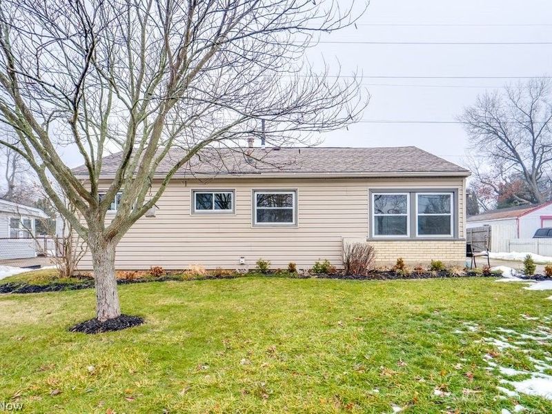 1203 Sarlson Avenue, Akron, OH 44314 Photo 3