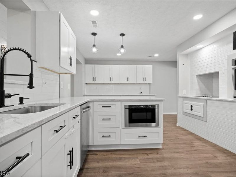 3790 Stoney Ridge Road, Avon, OH 44011 Photo 4