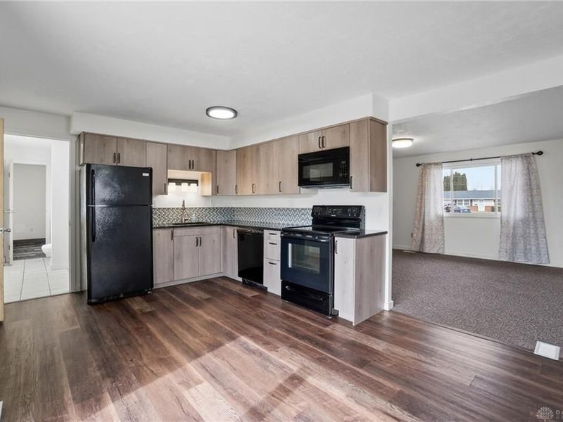 17 Lawndale Court, West Milton, OH 45383 Photo 9