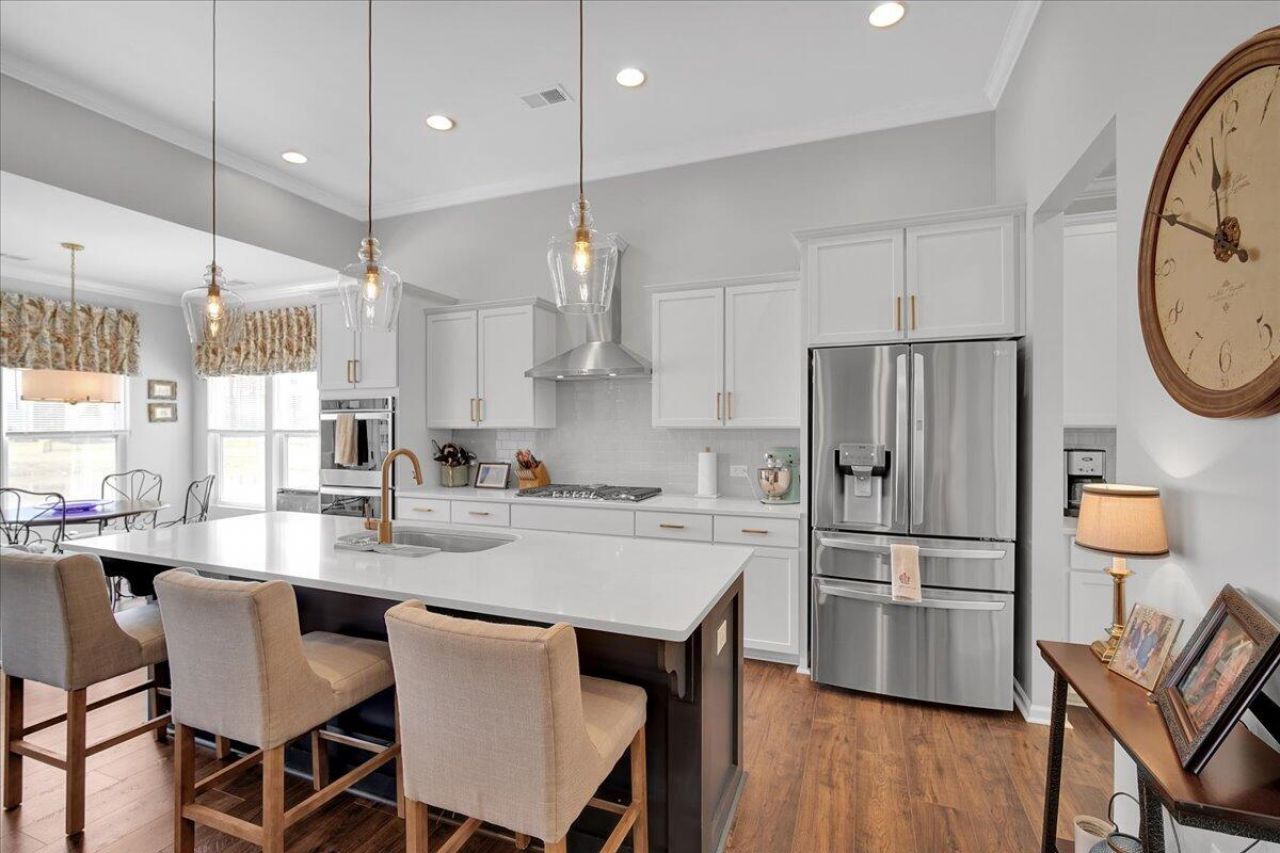 486 Fox Sparrow Court Photo 13