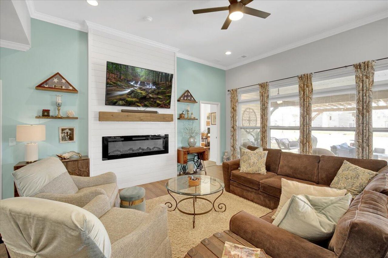 486 Fox Sparrow Court Photo 17