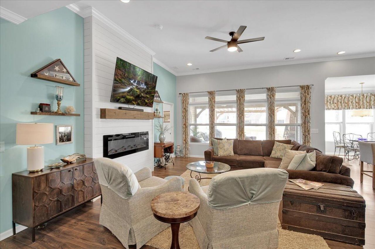 486 Fox Sparrow Court Photo 18