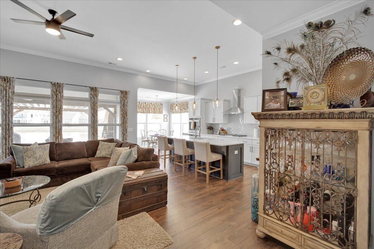 486 Fox Sparrow Court Photo 19