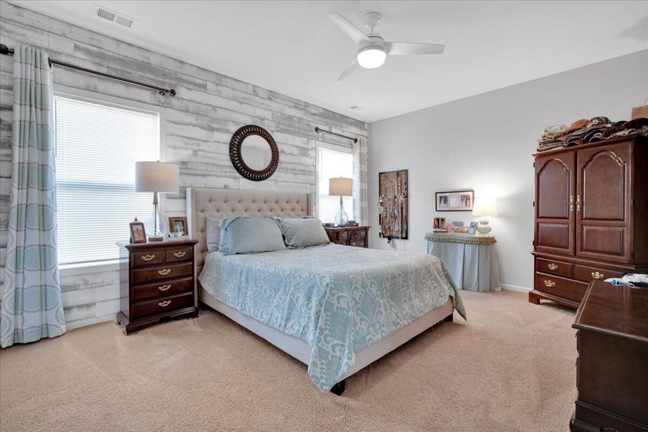 486 Fox Sparrow Court Photo 23