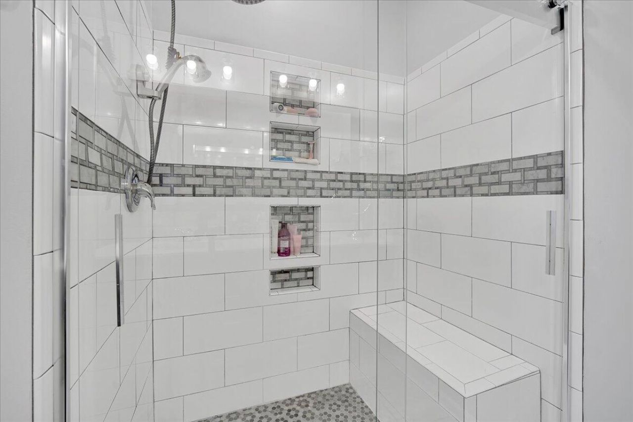 486 Fox Sparrow Court Photo 25