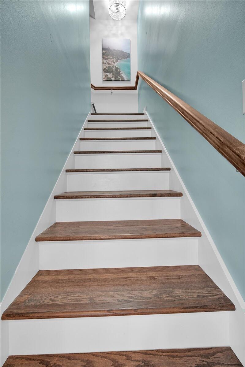 486 Fox Sparrow Court Photo 31