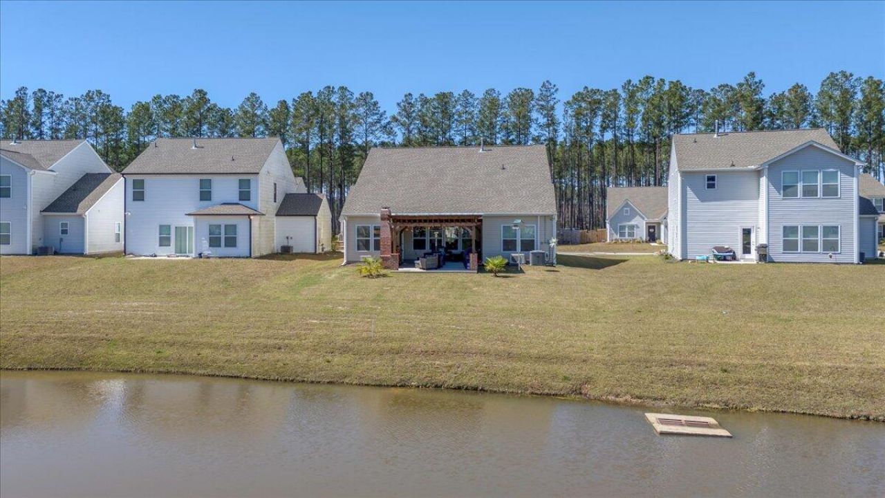 486 Fox Sparrow Court Photo 41