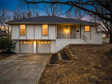 13300 Palmer Avenue, Grandview, MO 64030