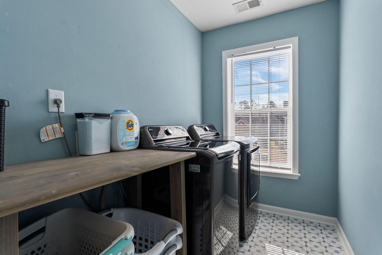 8537 Majestic Street Photo 31