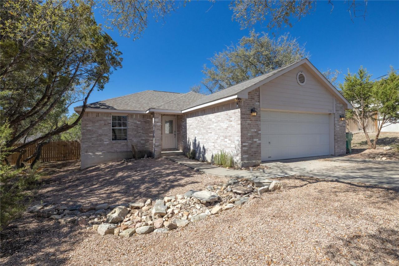 21518 Horseshoe Loop, Lago Vista, TX 78645 Main Photo