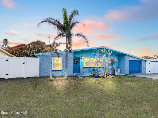 251 Avenida Del Sol, Indialantic, FL 32903