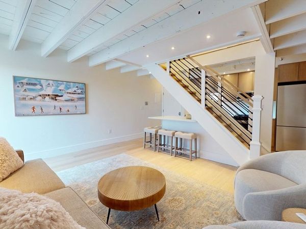 1 Liberty St, Unit 4, Newburyport, MA 01950