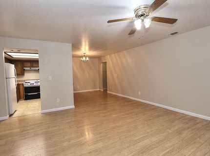 1460 Hickory St, Roseville, CA 95678 Photo
