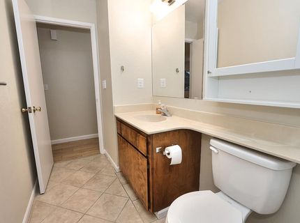 1460 Hickory St, Roseville, CA 95678 Photo