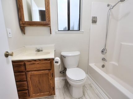 1460 Hickory St, Roseville, CA 95678 Photo