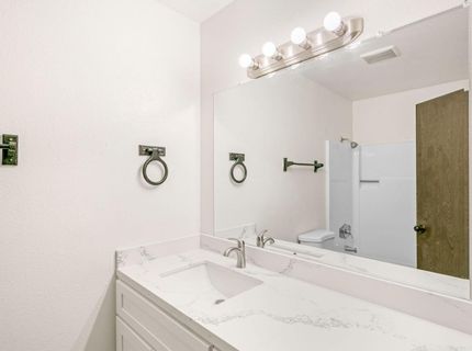 6400 66th Ave #11, Unit 11, Sacramento, CA 95823 Photo