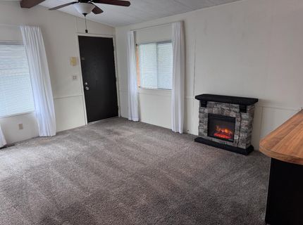 1605 Grass Valley Hwy, Auburn, CA 95603 Photo