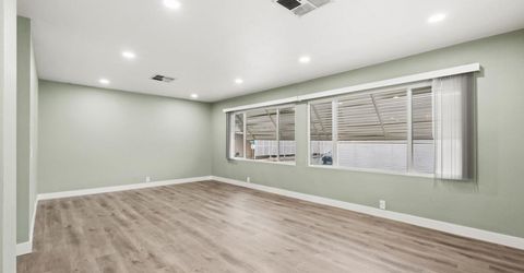4923 Gardendell Rd, Sacramento, CA 95834 Photo