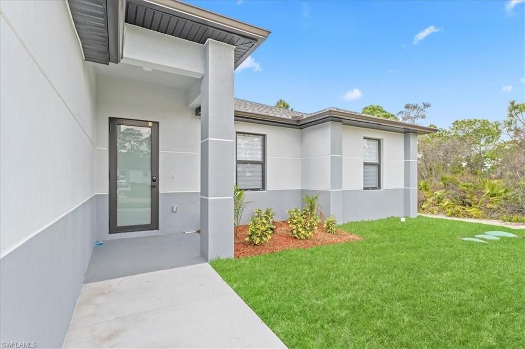 724 Drury Ave, Lehigh Acres, FL 33974 Photo