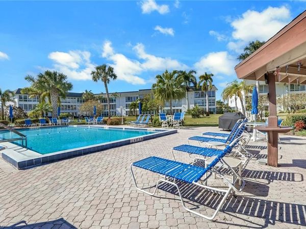 315 Saint Andrews BLVD, Unit C5, NAPLES, FL 34113