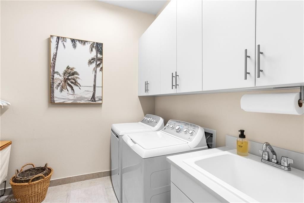 12058 Mimosa St, Naples, FL 34120 Photo