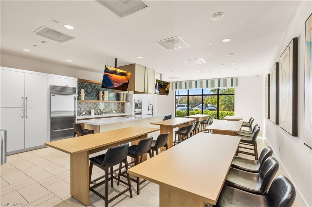 12058 Mimosa St, Naples, FL 34120 Photo