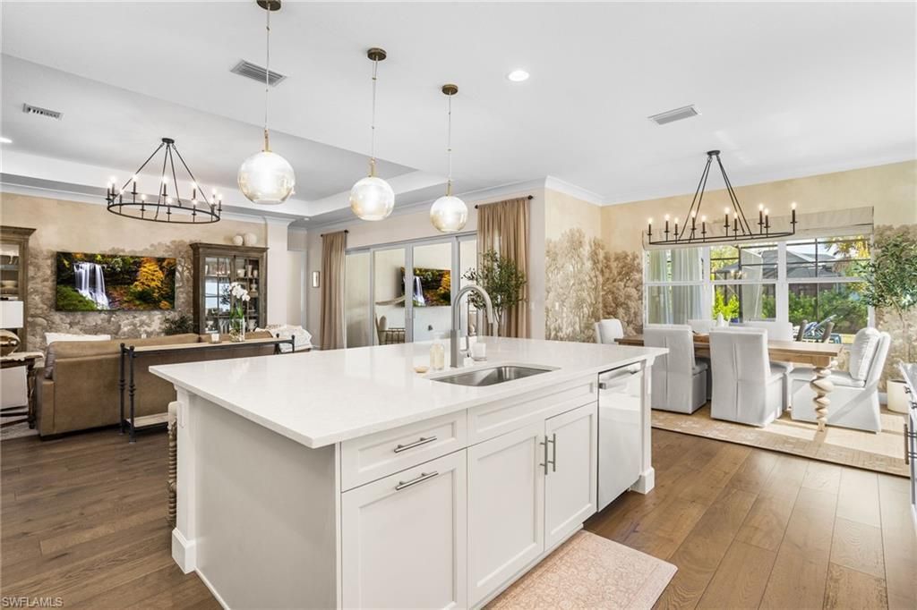 12058 Mimosa St, Naples, FL 34120 Photo