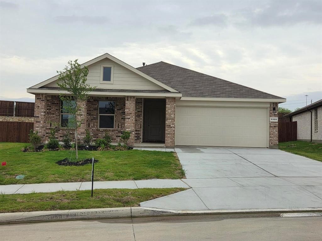 9309 Golden Tree Avenue, Fort Worth, TX 76108 Main Photo