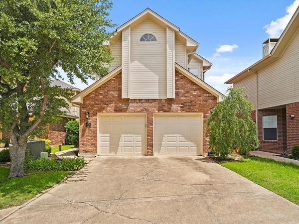 9420 Blue Jay Way, Irving, TX 75063