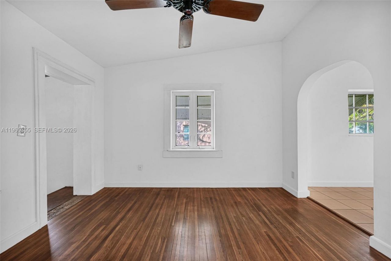 16901 SW 94th Avenue , Palmetto Bay, FL 33157 Photo