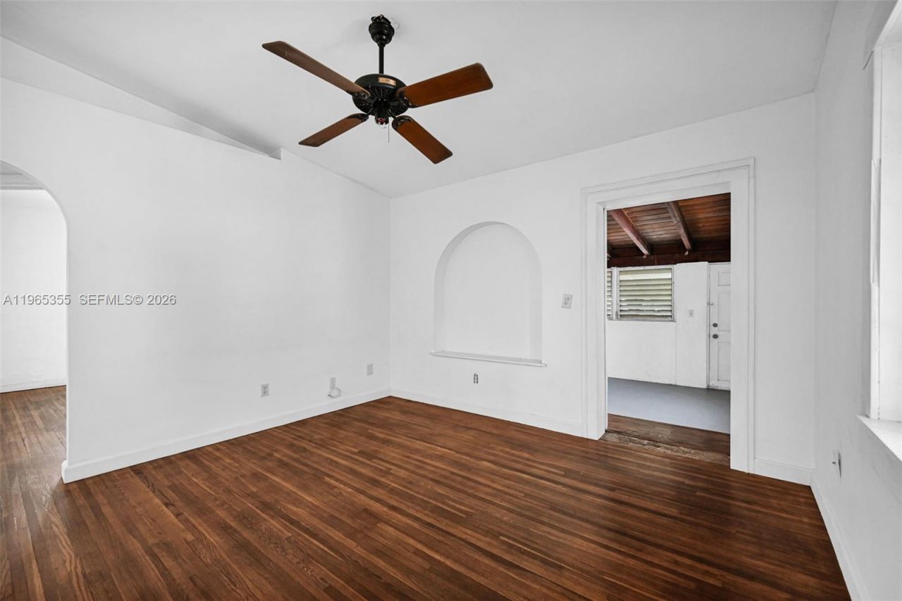 16901 SW 94th Avenue , Palmetto Bay, FL 33157 Photo