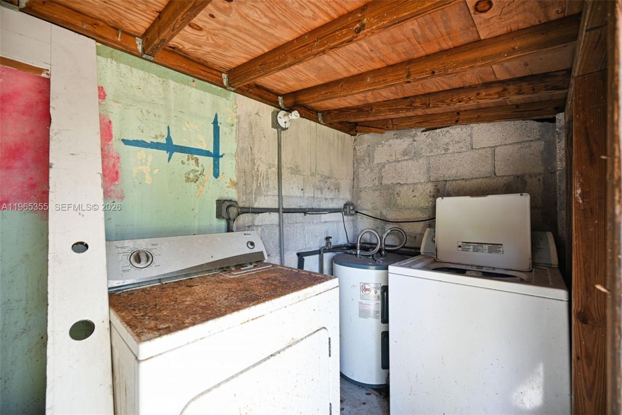 16901 SW 94th Avenue , Palmetto Bay, FL 33157 Photo