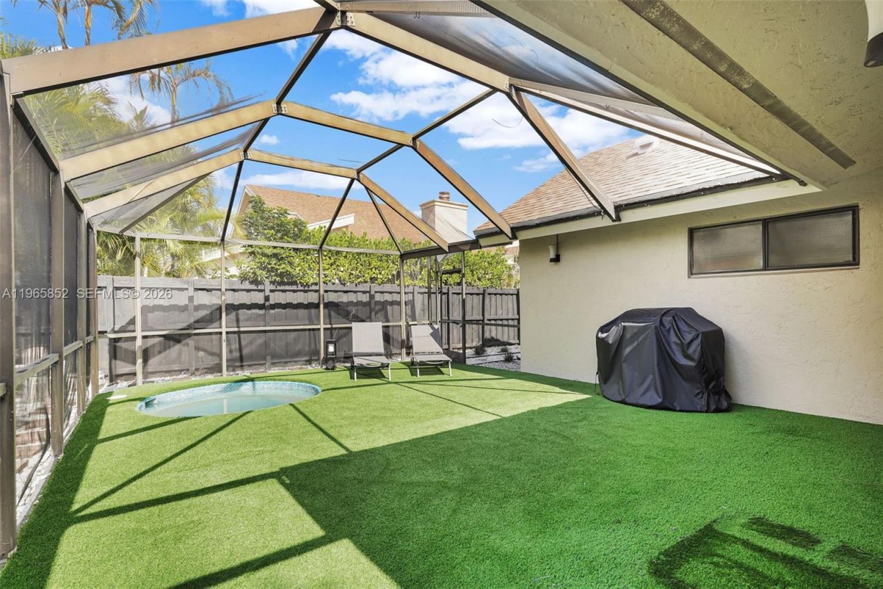 7635 W Sierra Ter W, Boca Raton, FL 33433 Photo