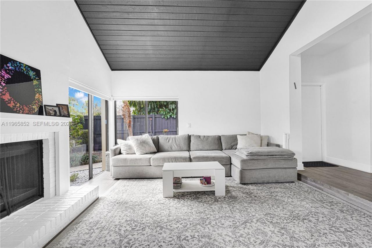 7635 W Sierra Ter W, Boca Raton, FL 33433 Photo