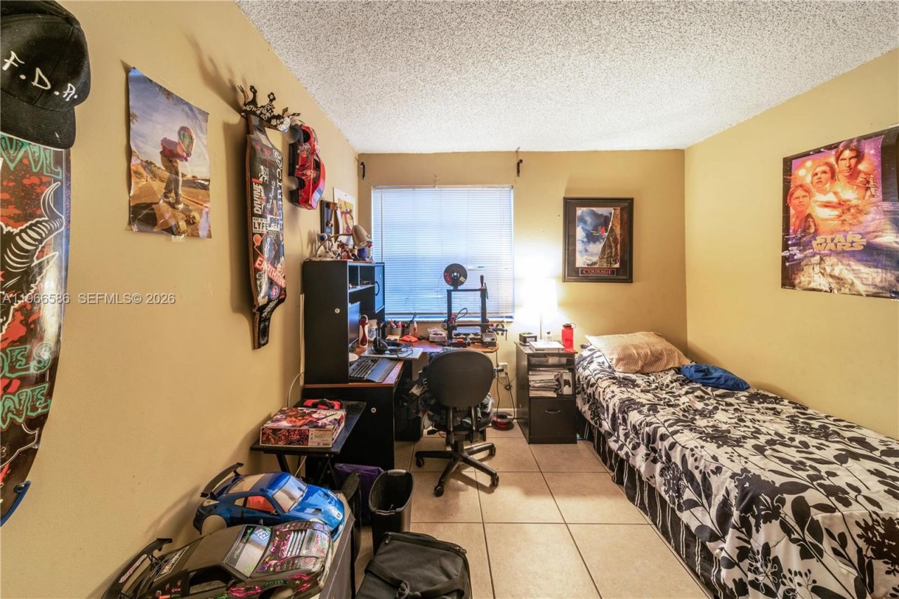 9705 Fontainebleau Blvd, Unit B107, Miami, FL 33172 Photo