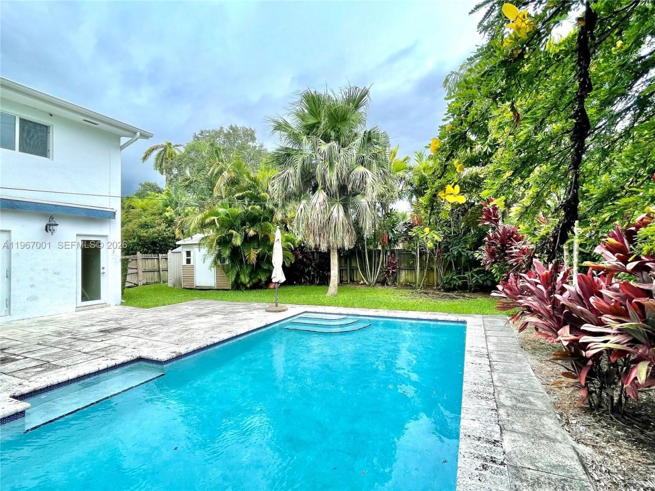 10672 SW 77th Ave, Unit 10672, Pinecrest, FL 33156 Photo