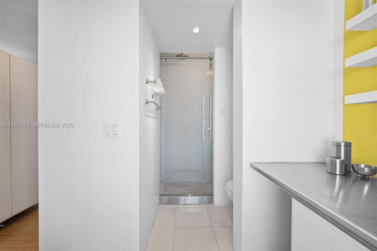 1455 West Ave, Unit 903, Miami Beach, FL 33139 Photo