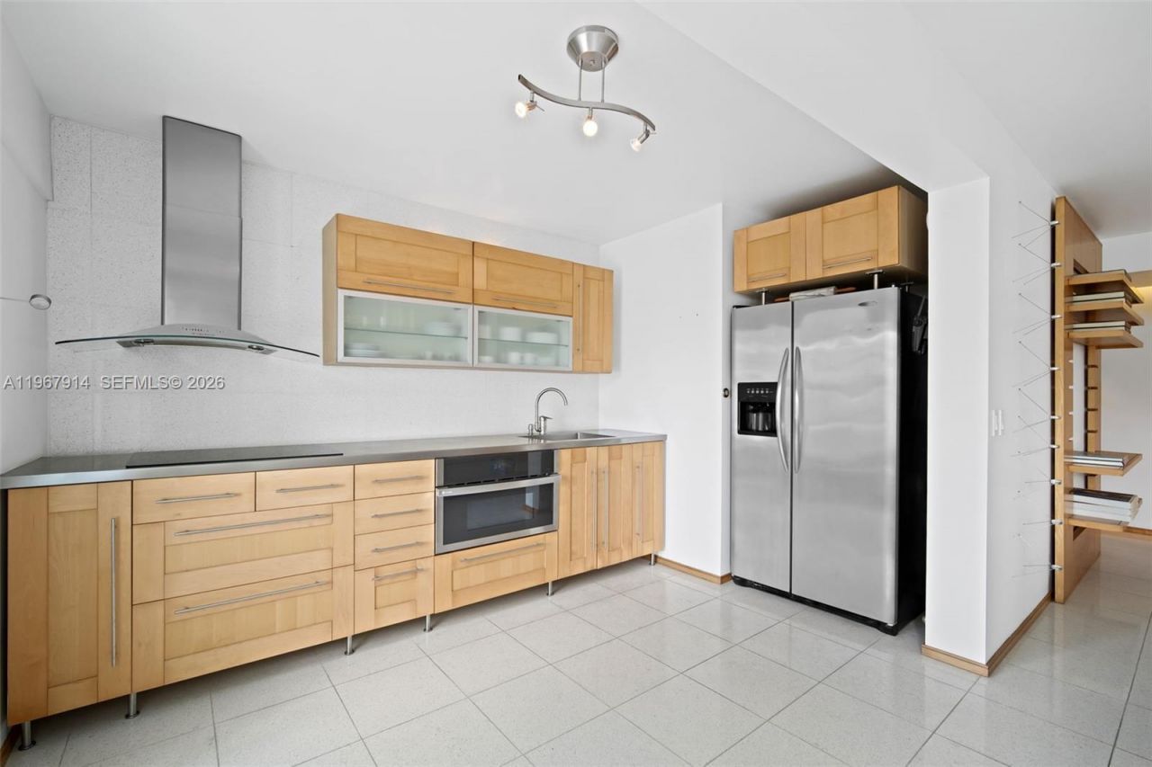 1455 West Ave, Unit 903, Miami Beach, FL 33139 Photo