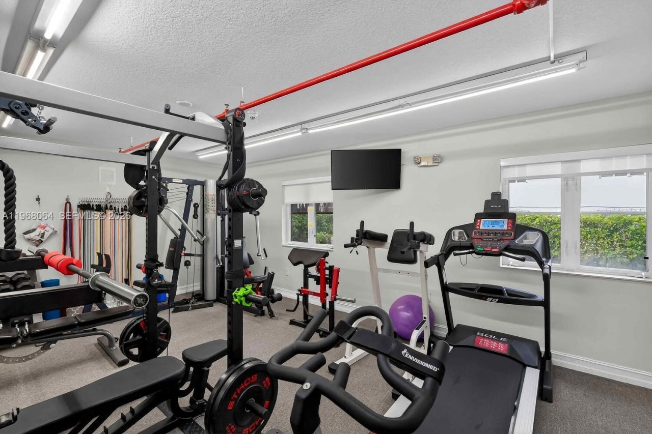 322 Madeira Ave, Unit 304, Coral Gables, FL 33134 Photo