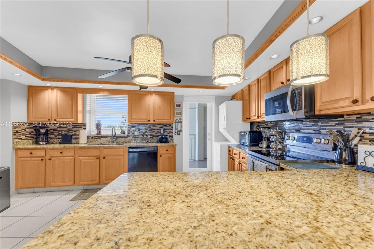 4100 Galt Ocean Dr , Unit 202, Fort Lauderdale, FL 33308 Photo