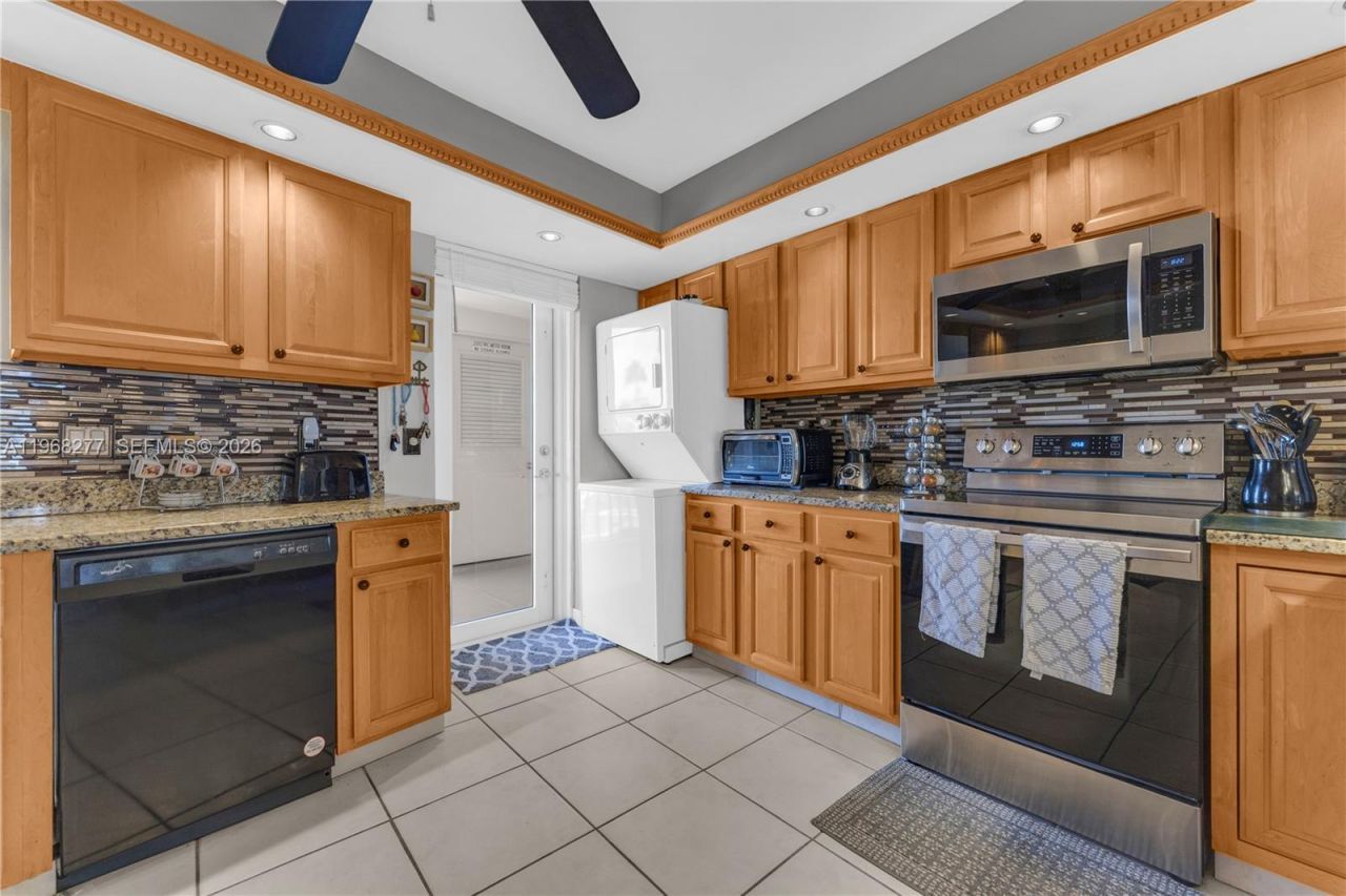 4100 Galt Ocean Dr , Unit 202, Fort Lauderdale, FL 33308 Photo