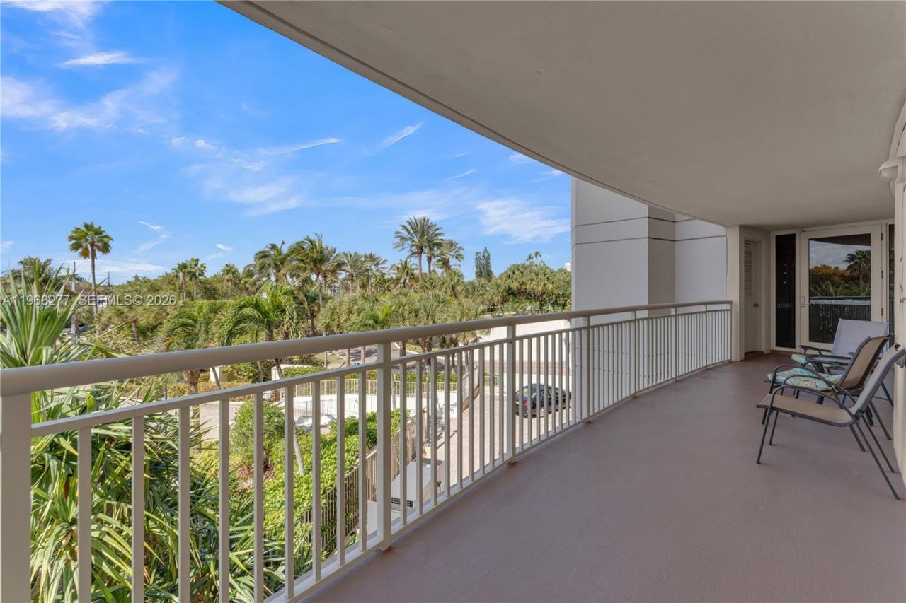 4100 Galt Ocean Dr , Unit 202, Fort Lauderdale, FL 33308 Photo